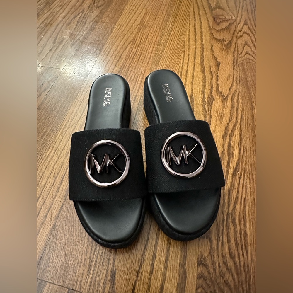 Micheal Kors Logo Wedge Sandal - Picture 3 of 4